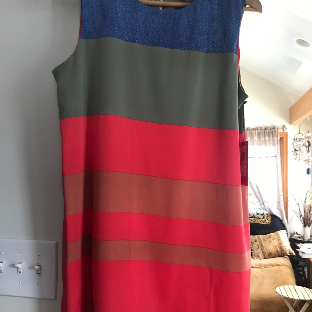 Multicolored top